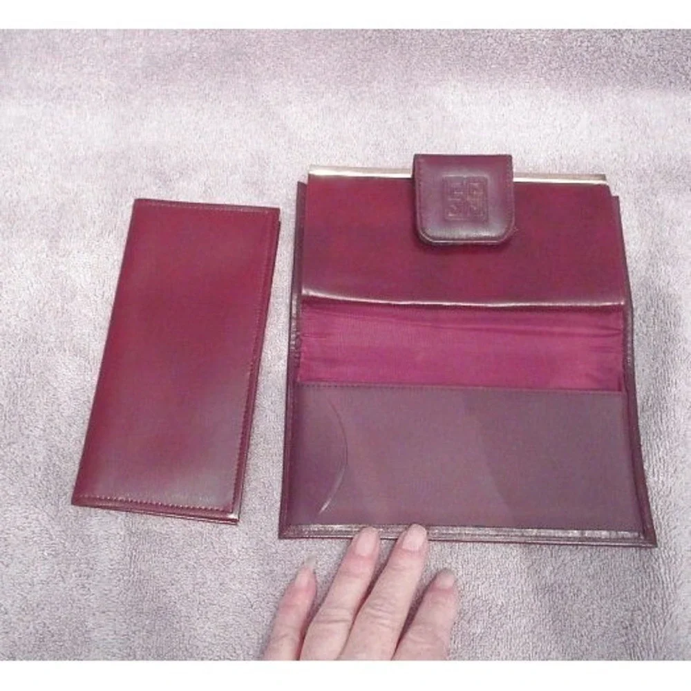 Vintage San Souci Calfskin Leather Checkbook Wallet Clutch Kisslock Old Money